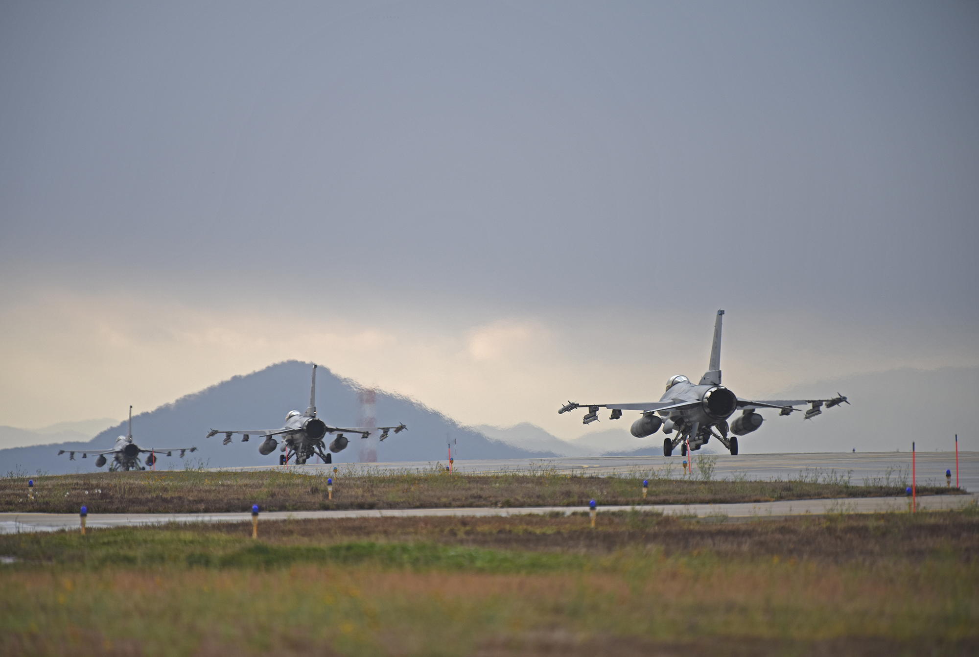 Kunsan AB Resumes Flying Operations After F16 Crash Air & Space