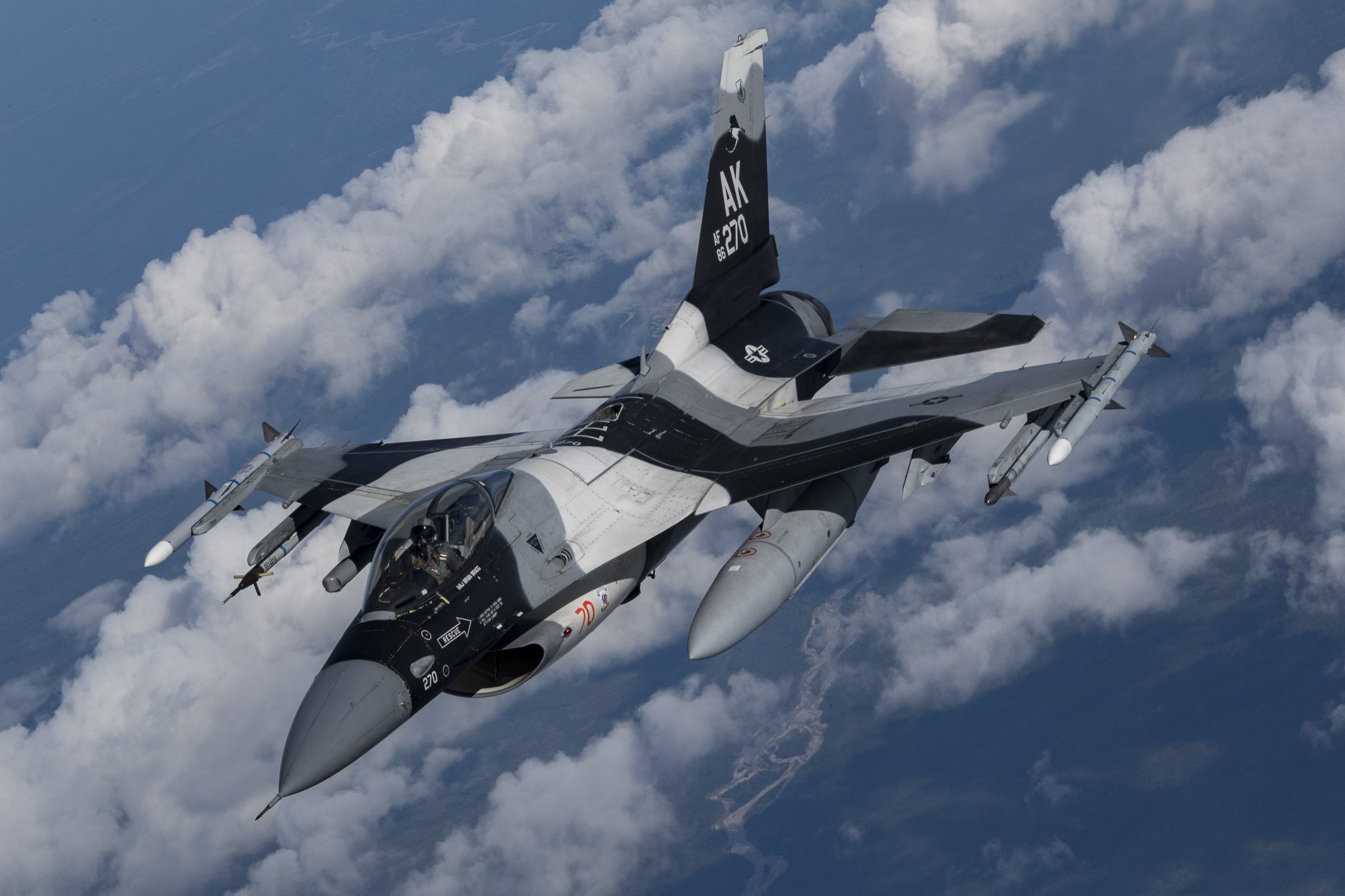 www.airforcemag.com