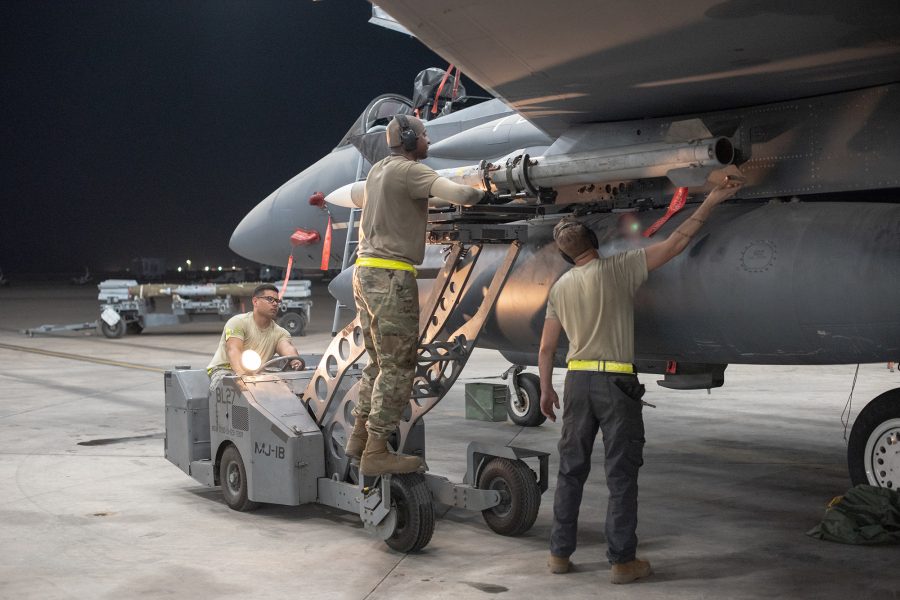 Weapons load crew arms F-15E Strike Eagle