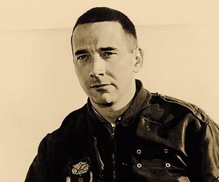 Walter_Boyne_B47_Pilot_2000px