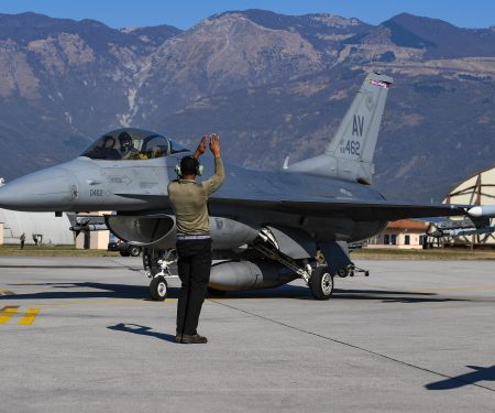 041020 Aviano