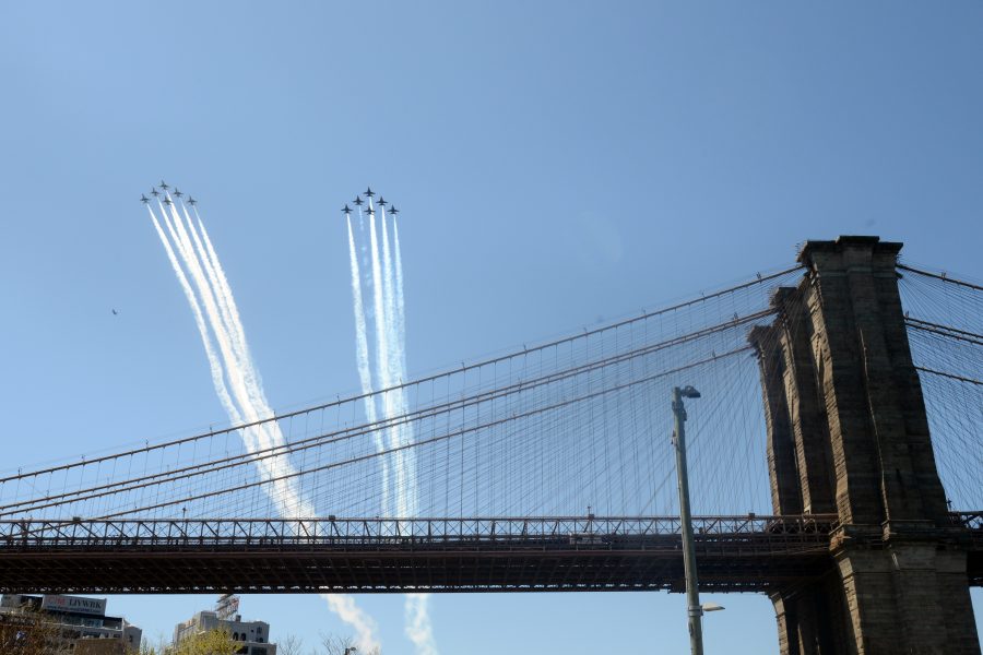Flyover Brooklyn Bridge