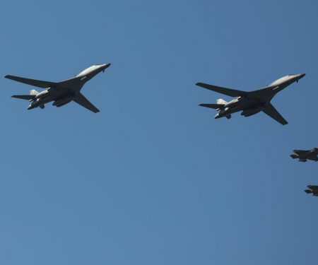 B-1s integrate with Norwegian F-35s