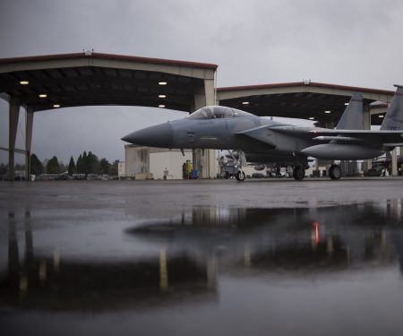 F-15 Eagle taxis flight line