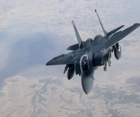 Strike Eagles get refueled over Iraq
