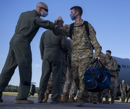 19th Airlift Wing Airmen return home