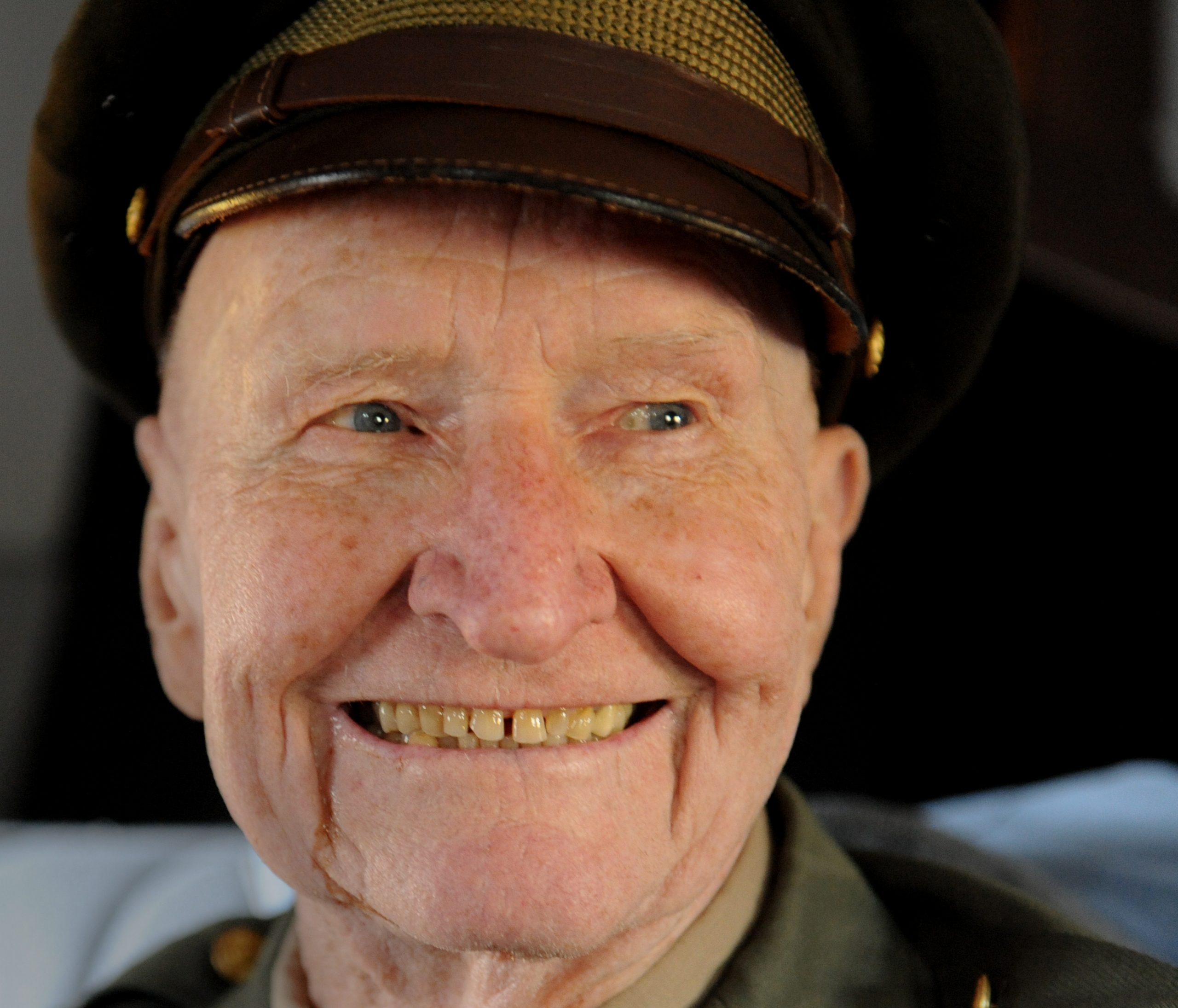 Famed ‘Candy Bomber’ Gail Halvorsen Dies at 101