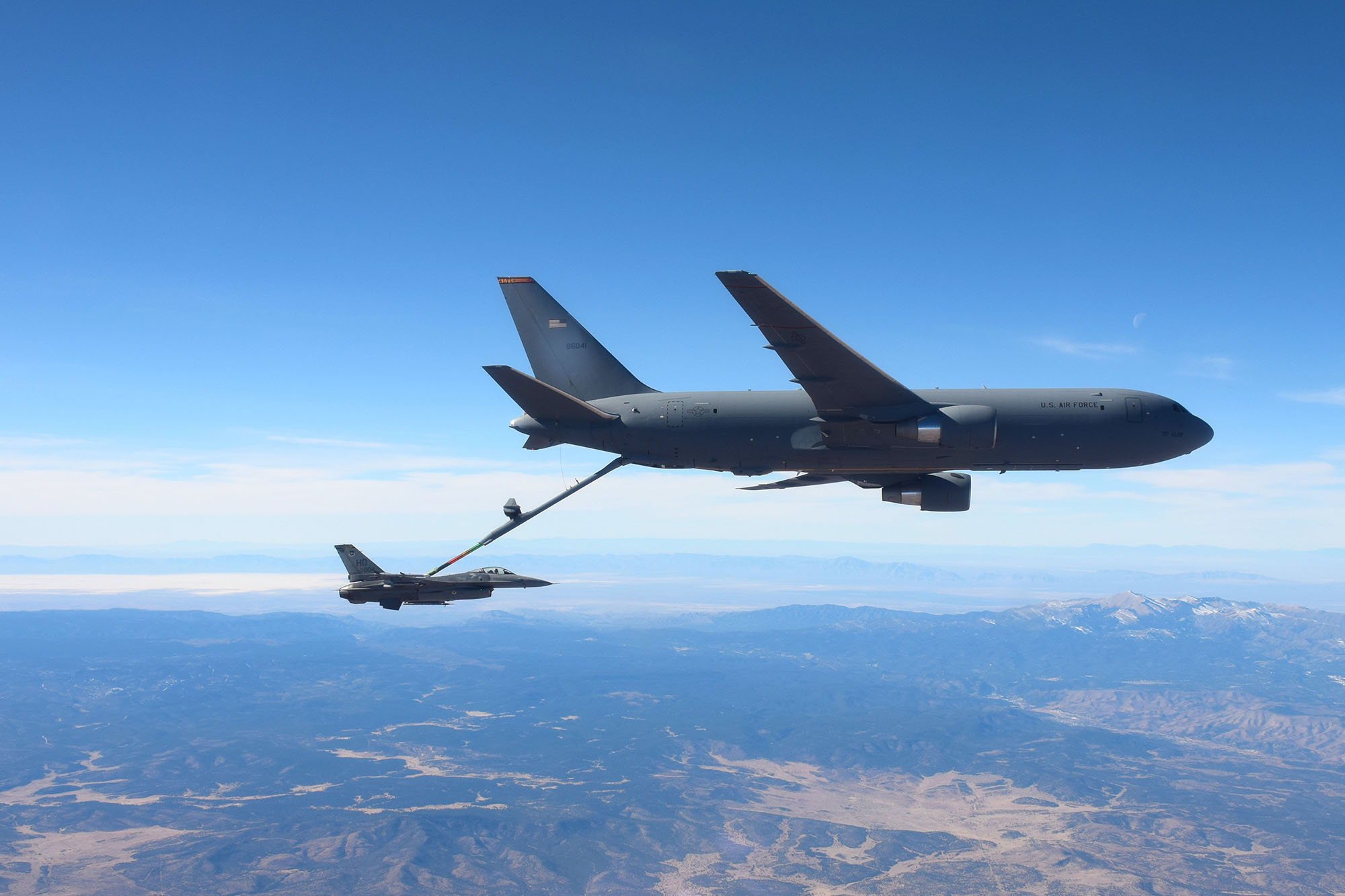 USAF Picks Candidates for the Next Round of Active, Reserve KC-46 Bases