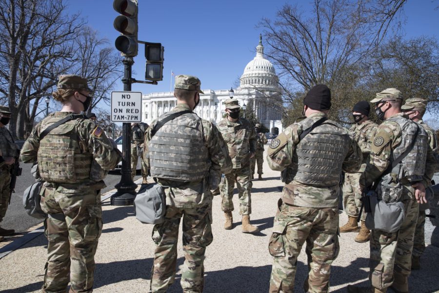 Brig. Gen. Lawrence Schloegl Visits Soldiers in D.C.