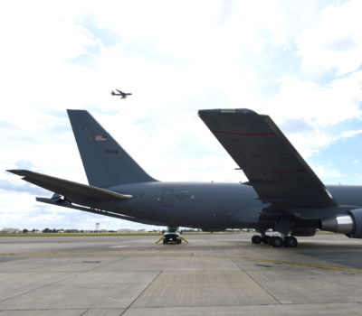 kc-46 tail flashes