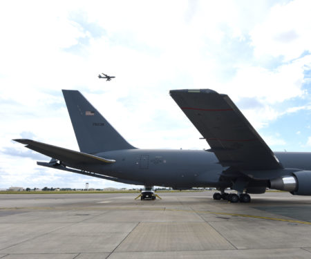 kc-46 tail flashes