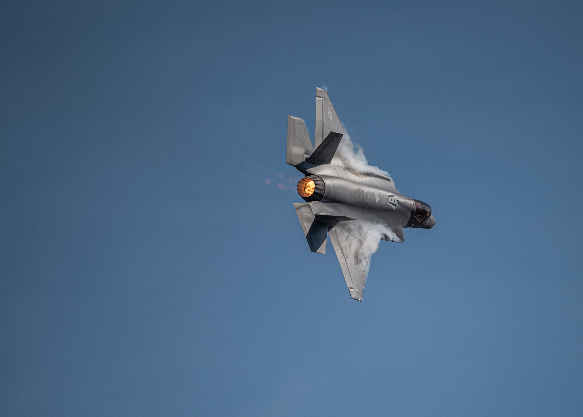 Re-Engining the F-35: How GE’s AETP Could Boost Speed, Payload, and Range