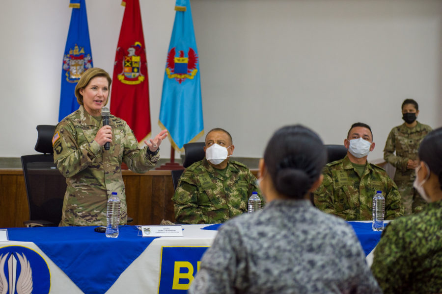 SOUTHCOM Commander Visits Colombia