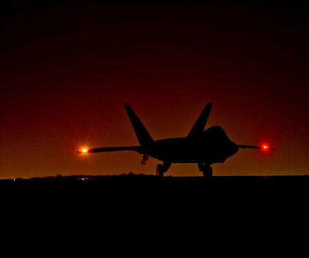 f-22s uae