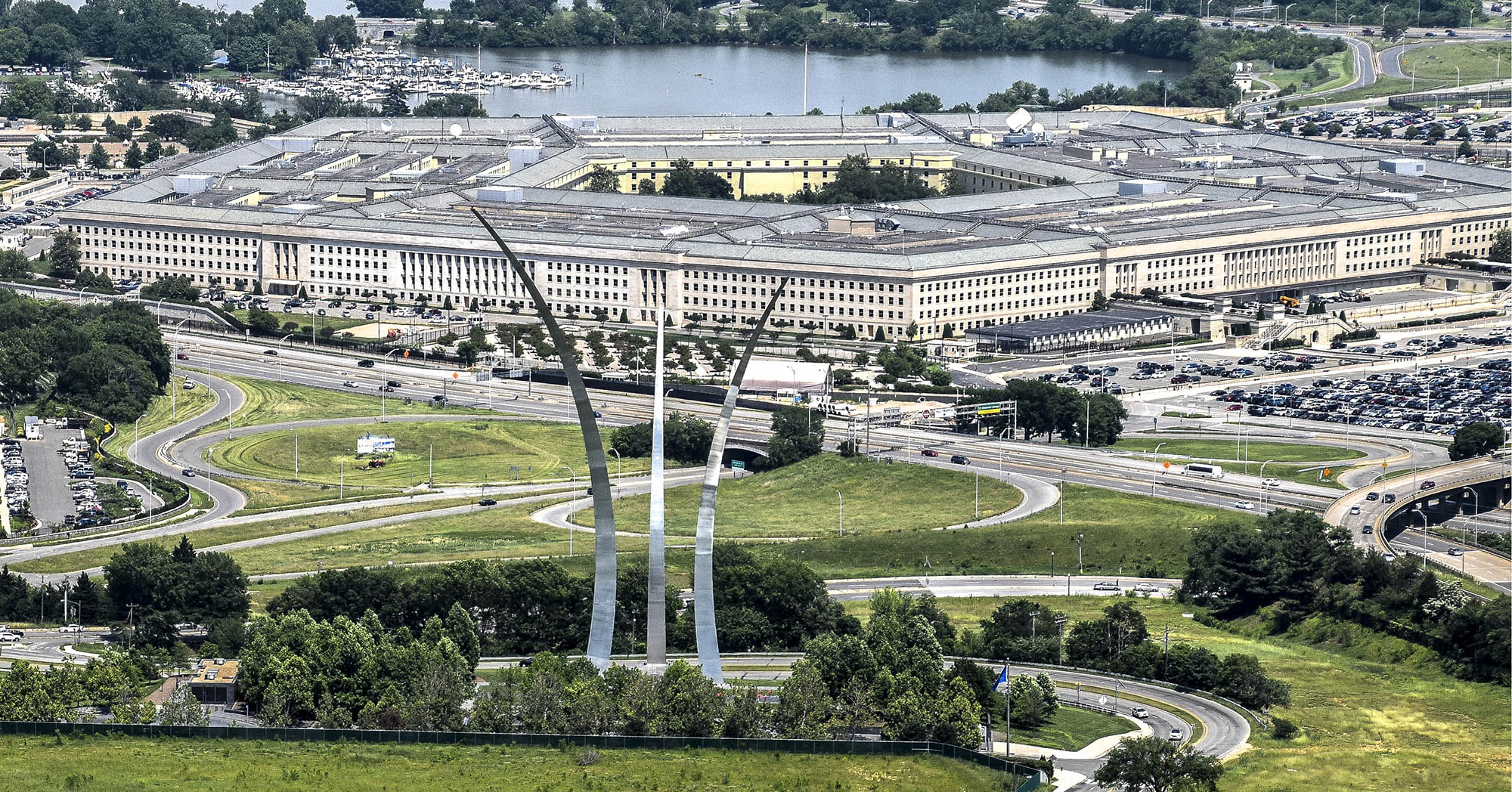 Pentagon Drops Weekly ‘Five Things’ Email Requirement