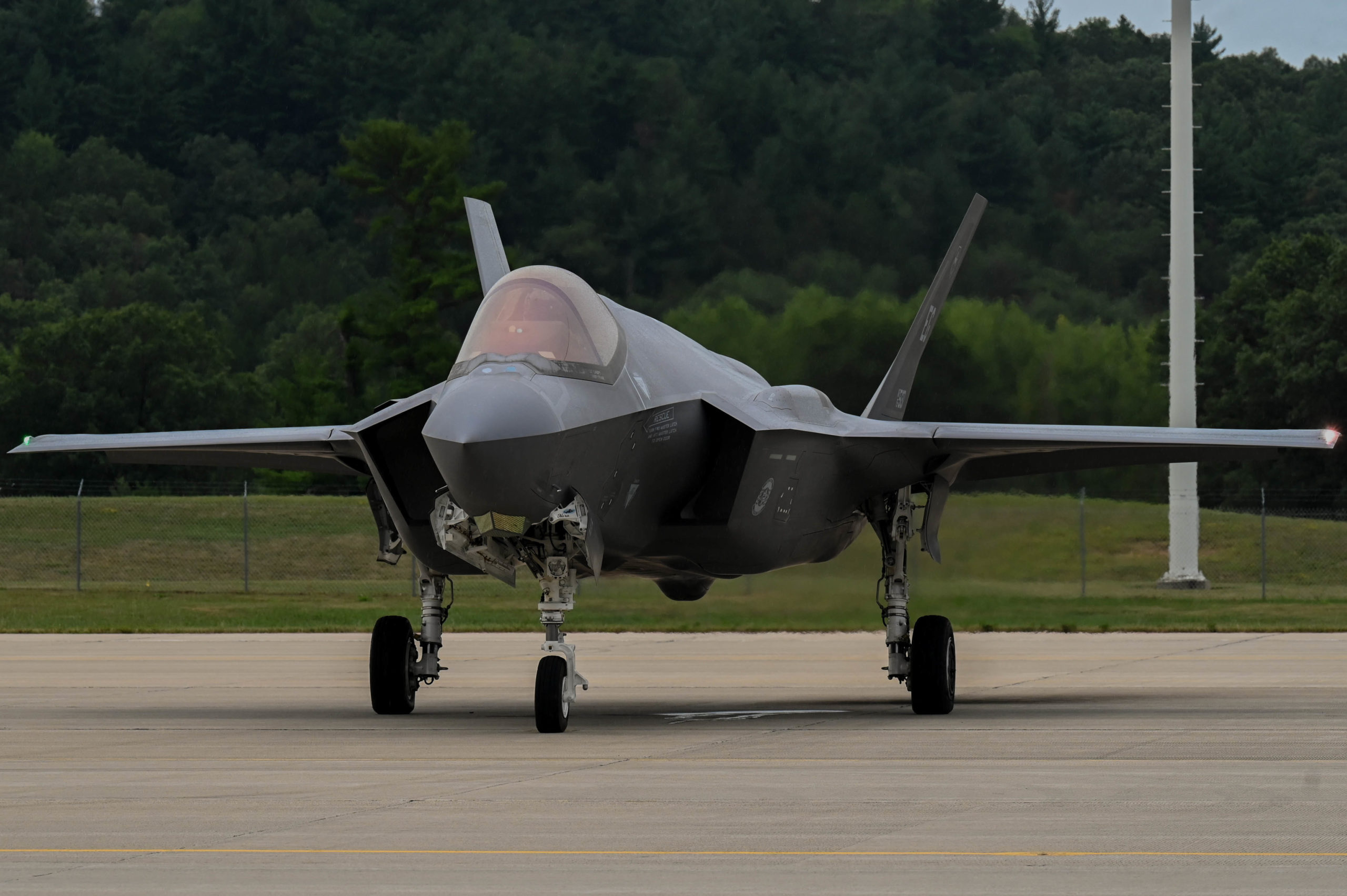 F-35 Lot 15 Will Include Up to 129 Fighters, Cost $7.6 Billion