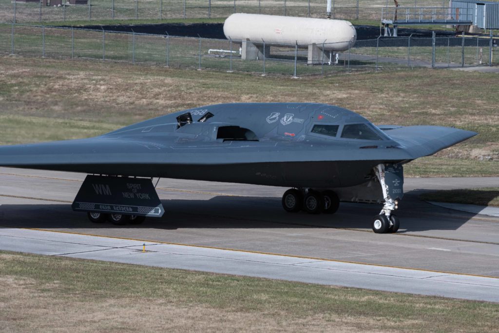 The World Reacts: The U.S. Air Force Showed Off 8 B-2 Stealth Bombers At  Once - 19FortyFive