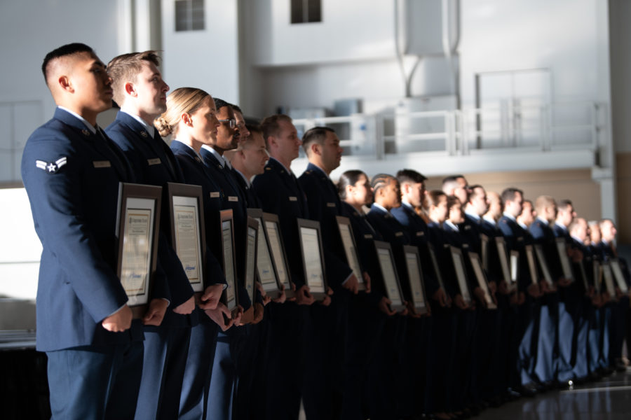 distinguished flying cross