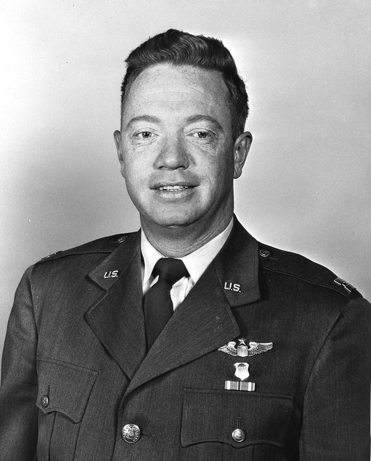 Col. Joe Kittinger—Fighter Pilot, POW, Longtime Freefall Record Holder ...
