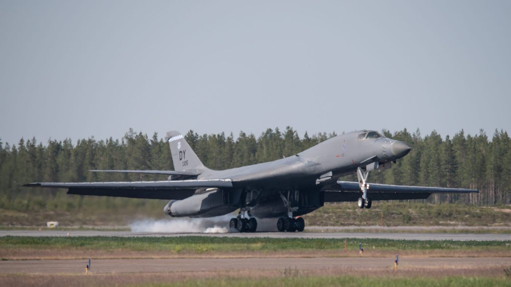 PHOTOS: US B-1 Bombers Land in Sweden for First Time