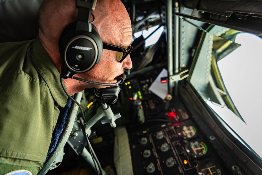 KC-135s Pull Off ‘Monumental’ Air Bridge to Get Scores of Aircraft to ...