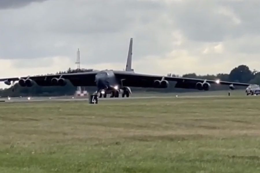 b-52