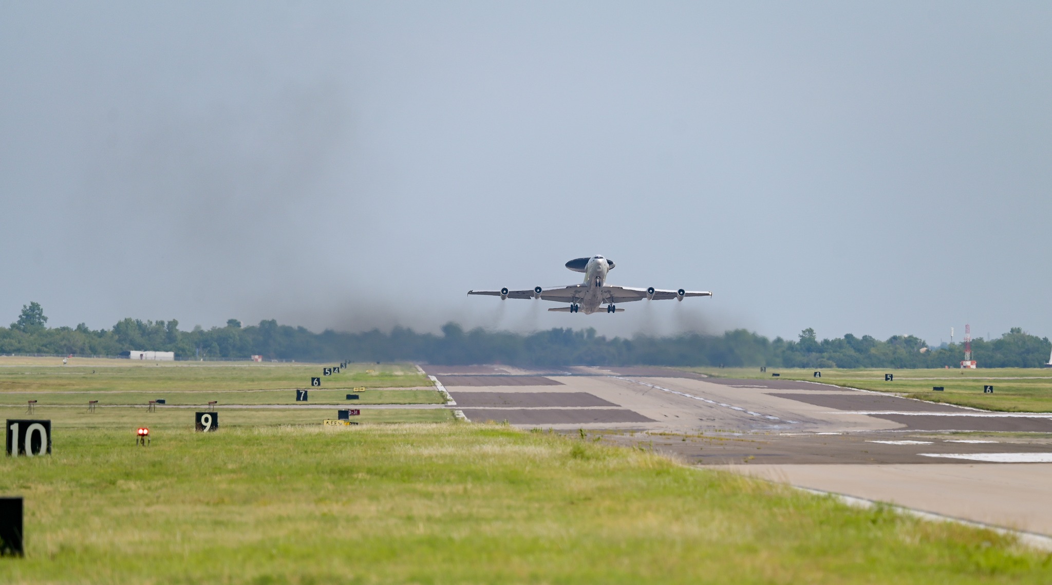 13th AWACS Jet Flies West to Boneyard, Last of 2023 Divestments