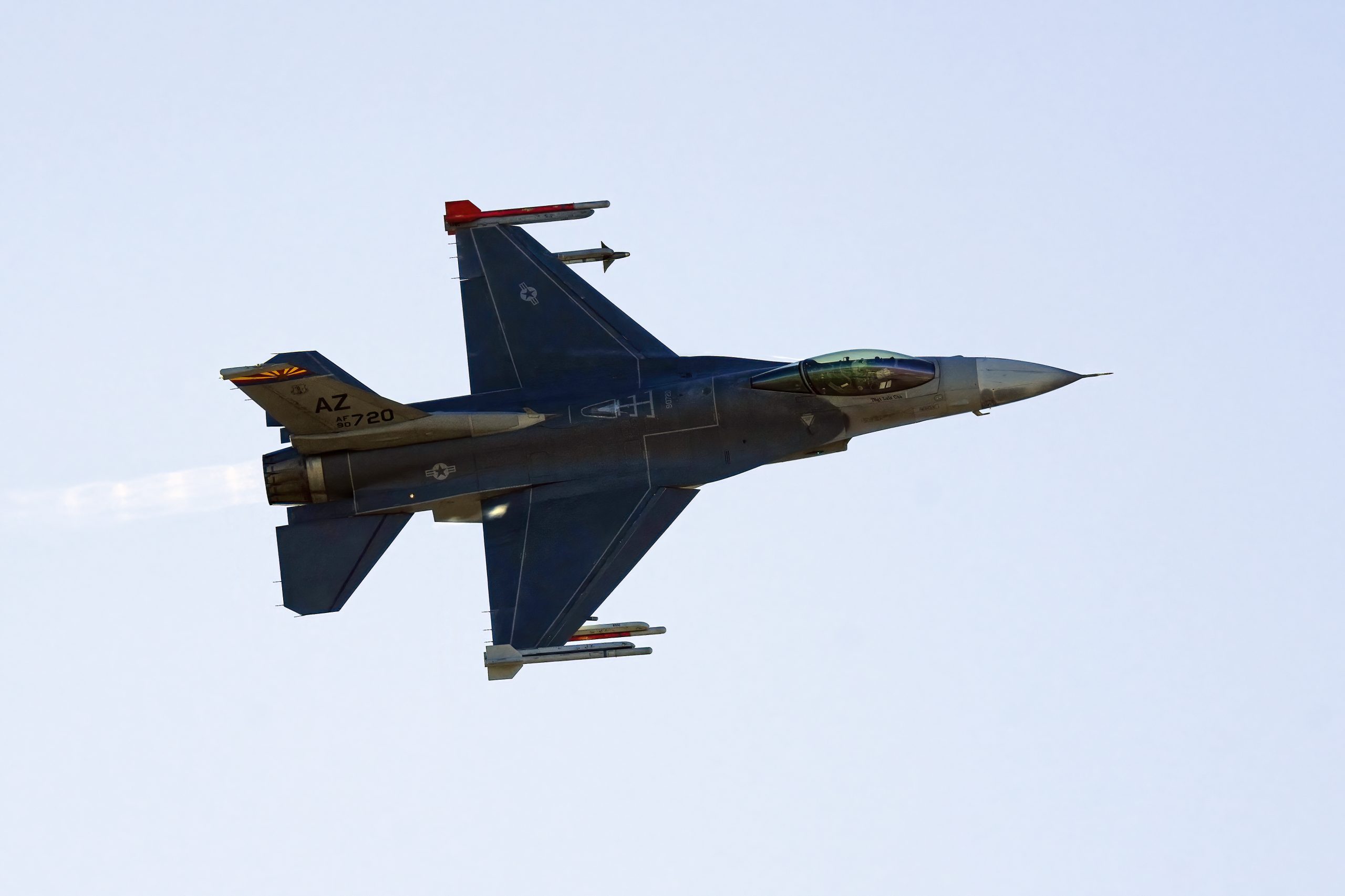 Guard Chief: First Ukrainian F-16 Trainees Are ‘On Track,’ But Funds Aren’t There for More