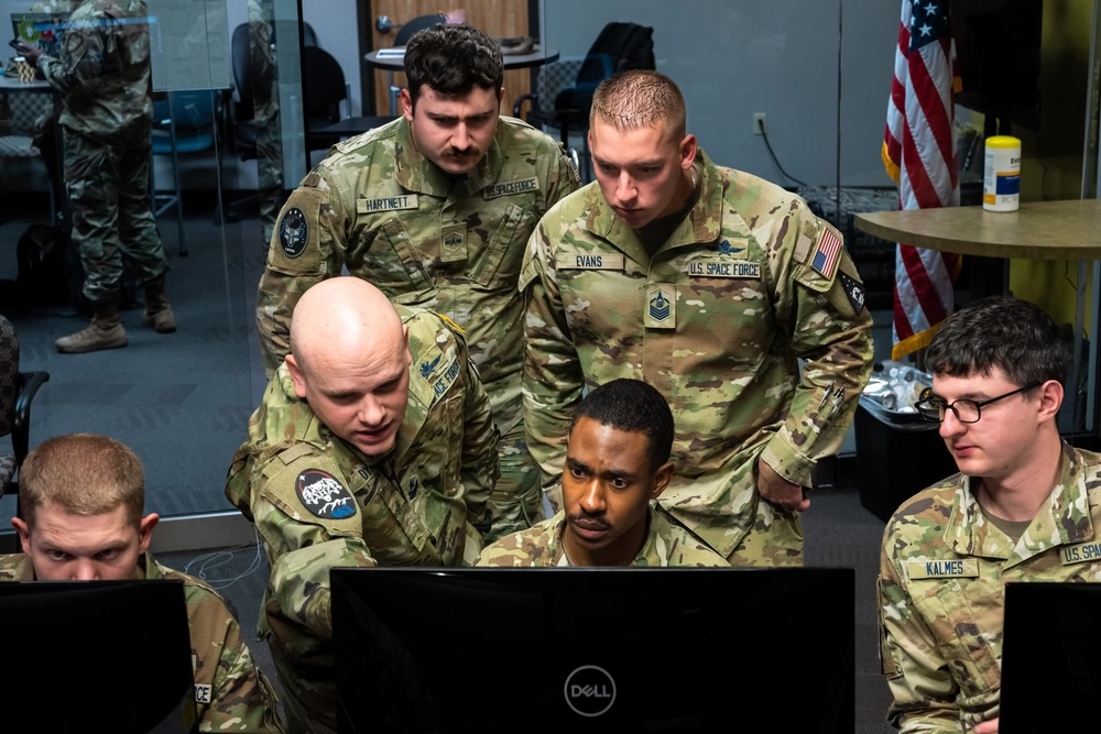 Space Force Aims to Bring In Full-Time Reservists This Summer, Saltzman Says