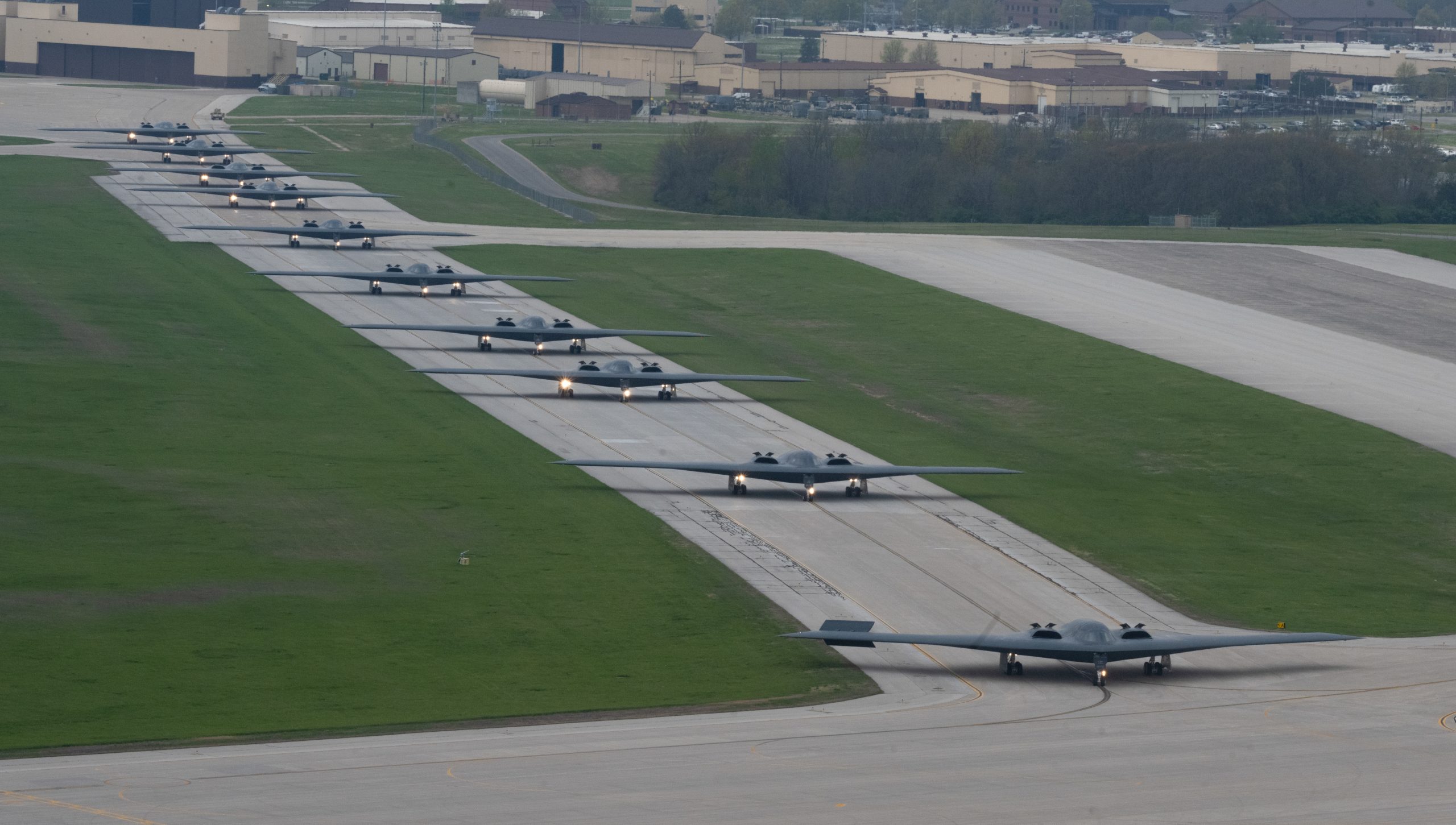 PHOTOS: 12 B-2s Conduct Massive Fly-Off, Elephant Walk