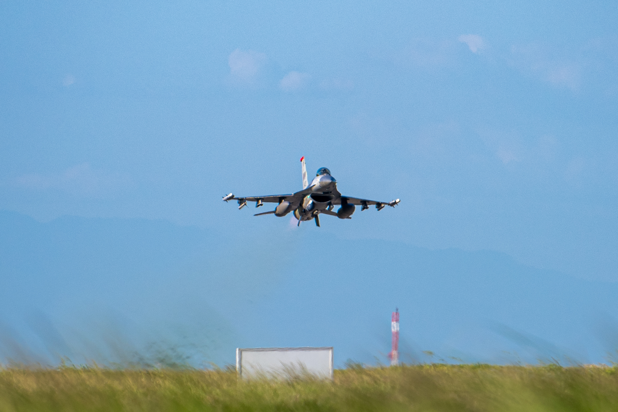 USAF, Philippines Gear Up for Fighter Exercise over the South China Sea