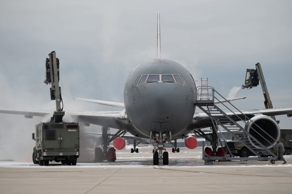 Boeing Takes $222 Million Loss on T-7, KC-46