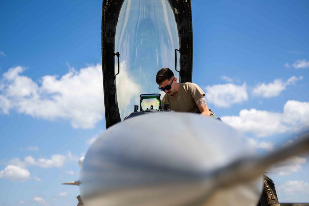 F-35s Lead 50 USAF Aircraft in NATO Air Defense Exercise