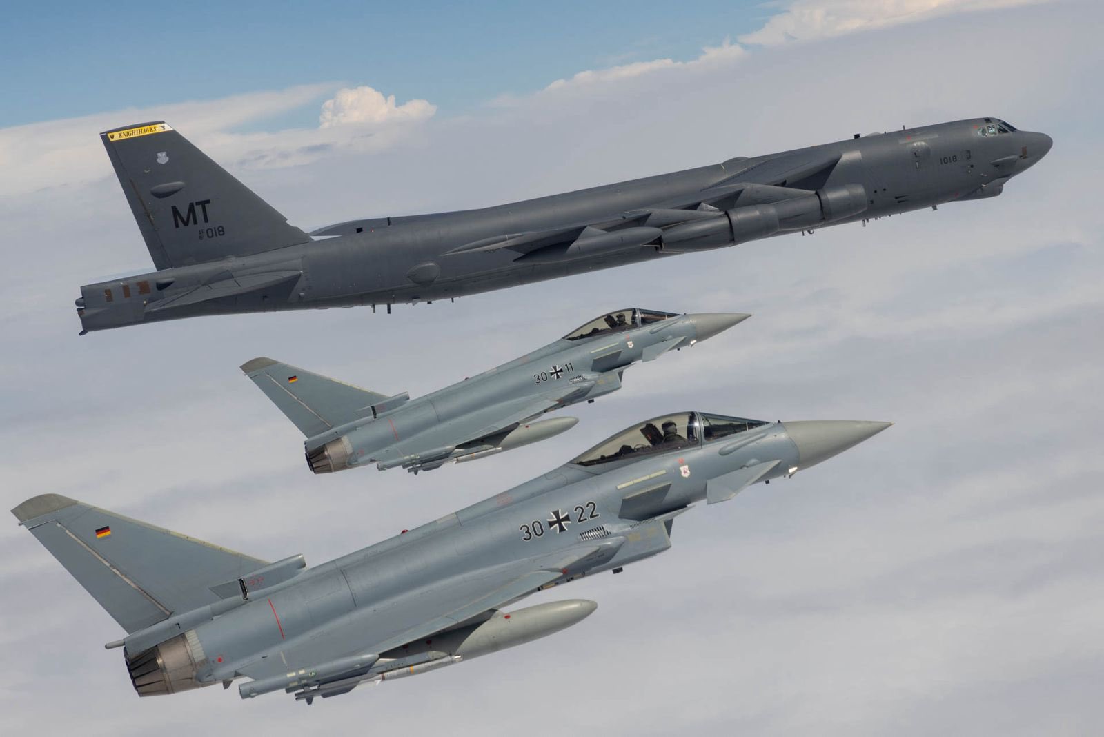 USAF B-52 Bombers Fly Over Baltics Near Russian Territory