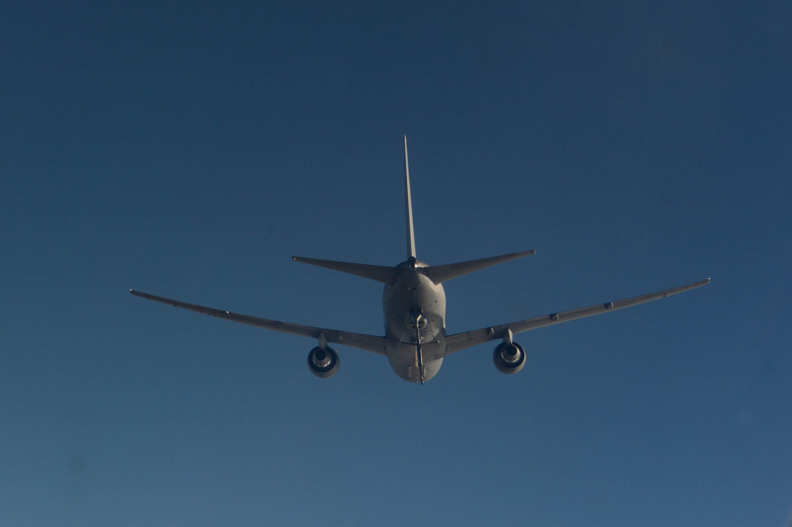 Boeing Loses $900 Million on Defense and Space Programs as Company Taps New CEO