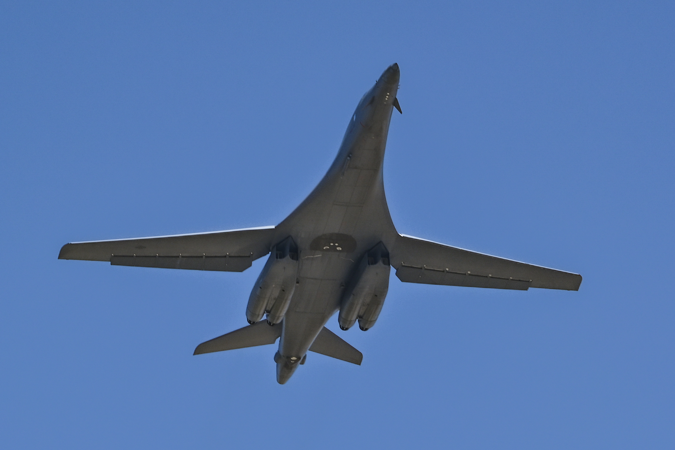 Two B-1 Bombers Fly to and from Ellsworth to Train with Japanese Fighters
