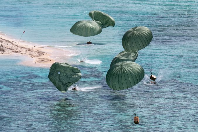 横田基地 Christmas drop 2024 パッチ UPDATE: OPERATION