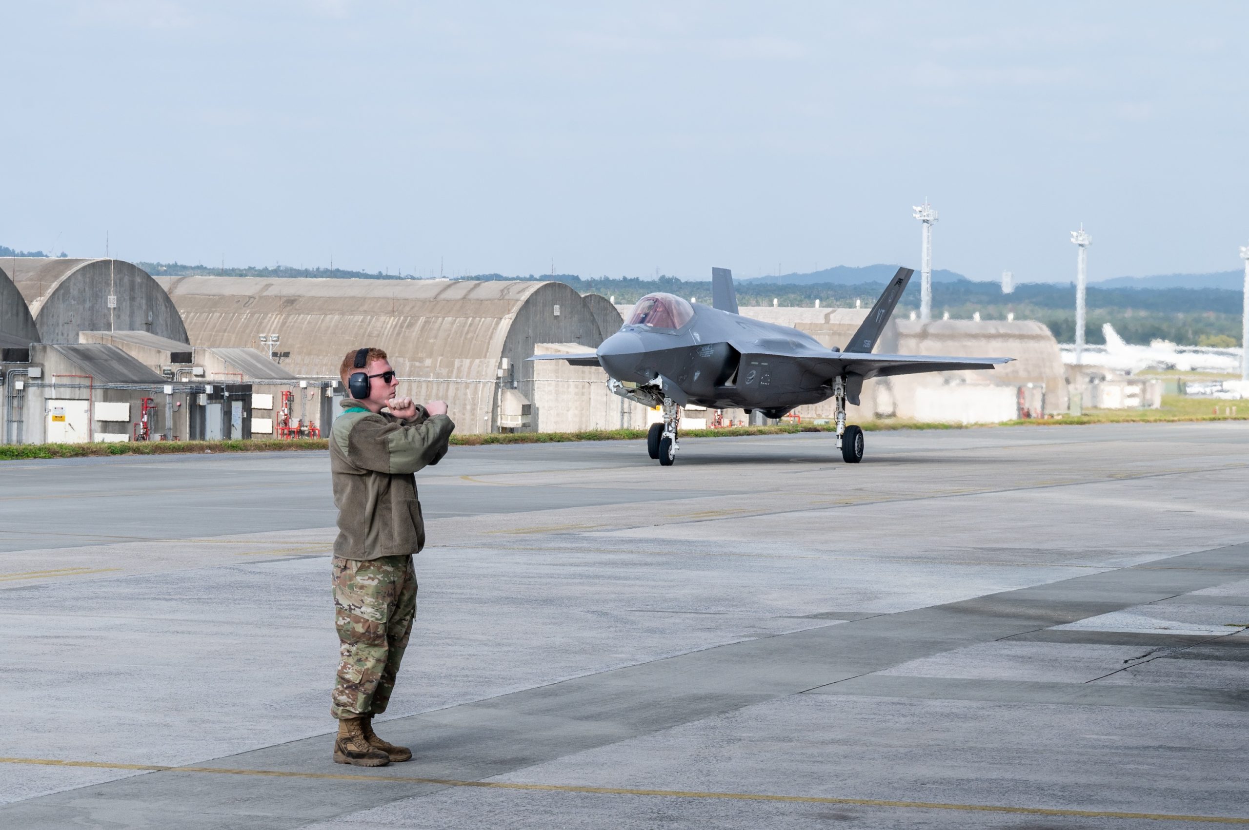 Guard F-35s Deploy from Vermont to Kadena