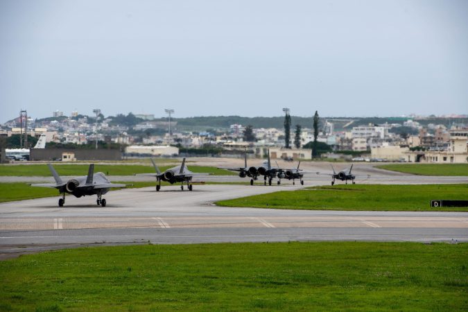 新品 USAF OKINAWA 空軍 プラック嘉手納①点41STairborne Advanced fighters bound for Okinawa will help counter 'bully