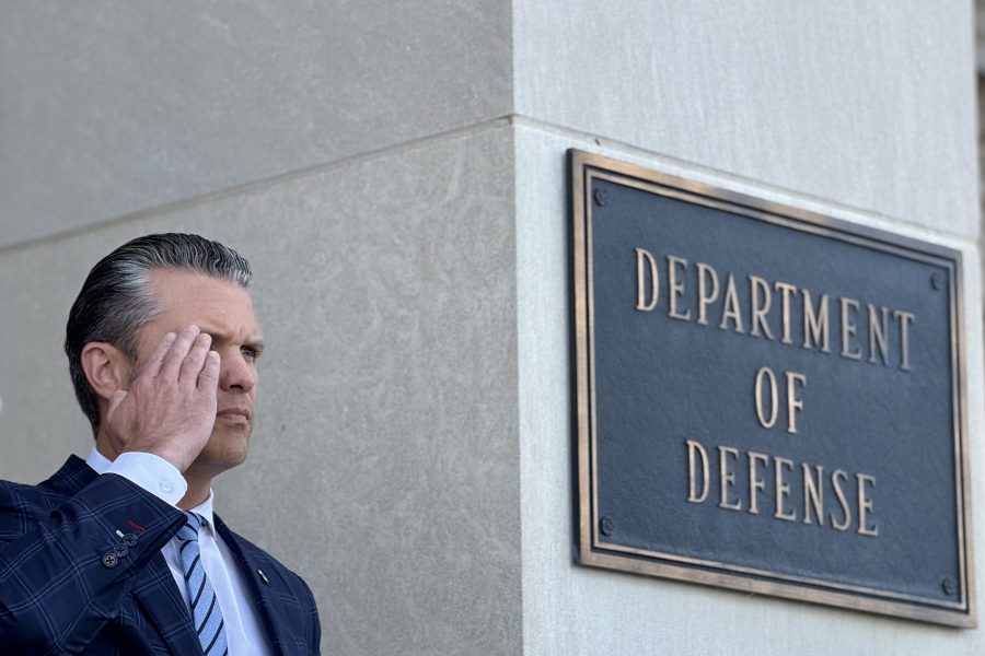 Hegseth Orders Urgent Meeting of Top Generals and Admirals