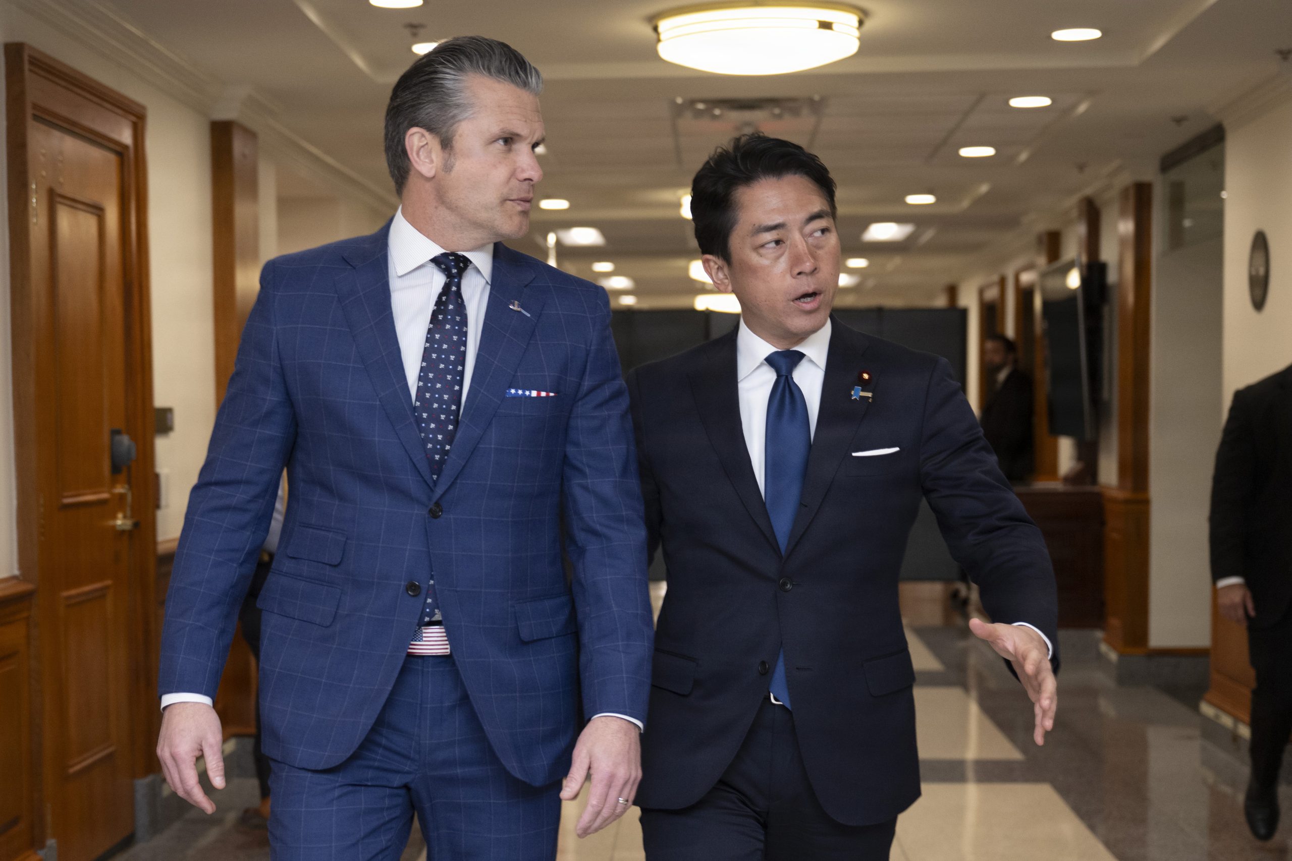 US, Japanese Defense Chiefs Vow to Strength Alliance; USFJ Changes Proceed