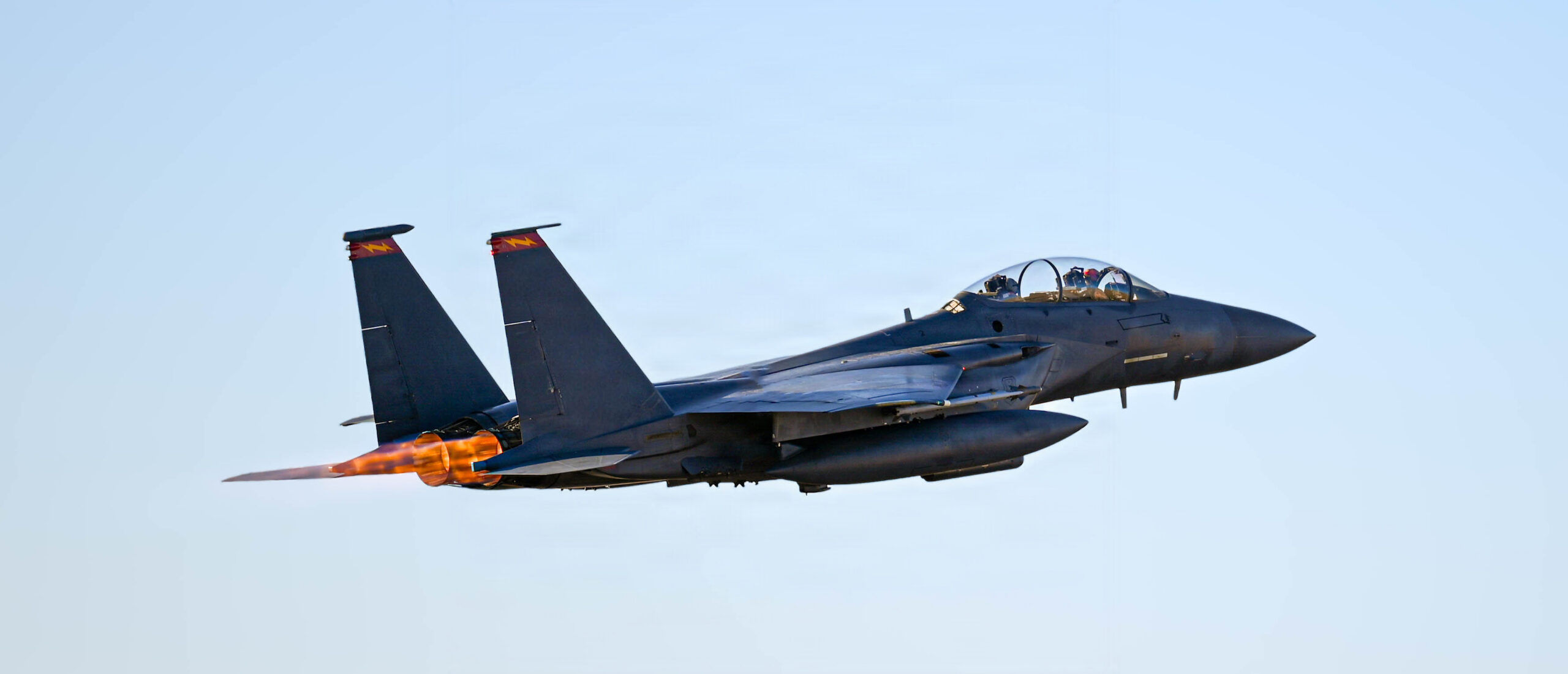 www.airandspaceforces.com